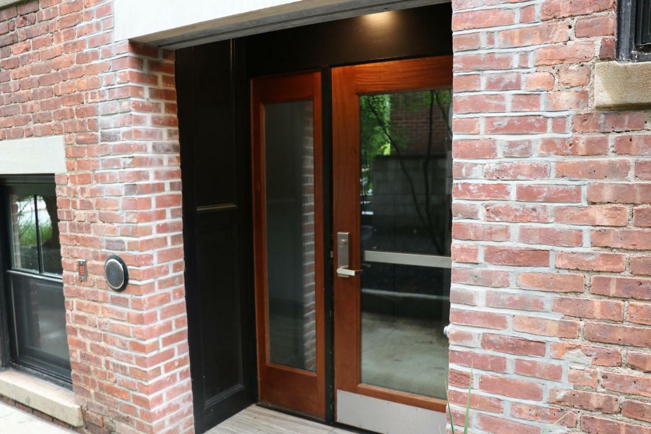 A Stylish Stay W/ A Queen Bed, Heated Floors.. #26 Brookline Ngoại thất bức ảnh
