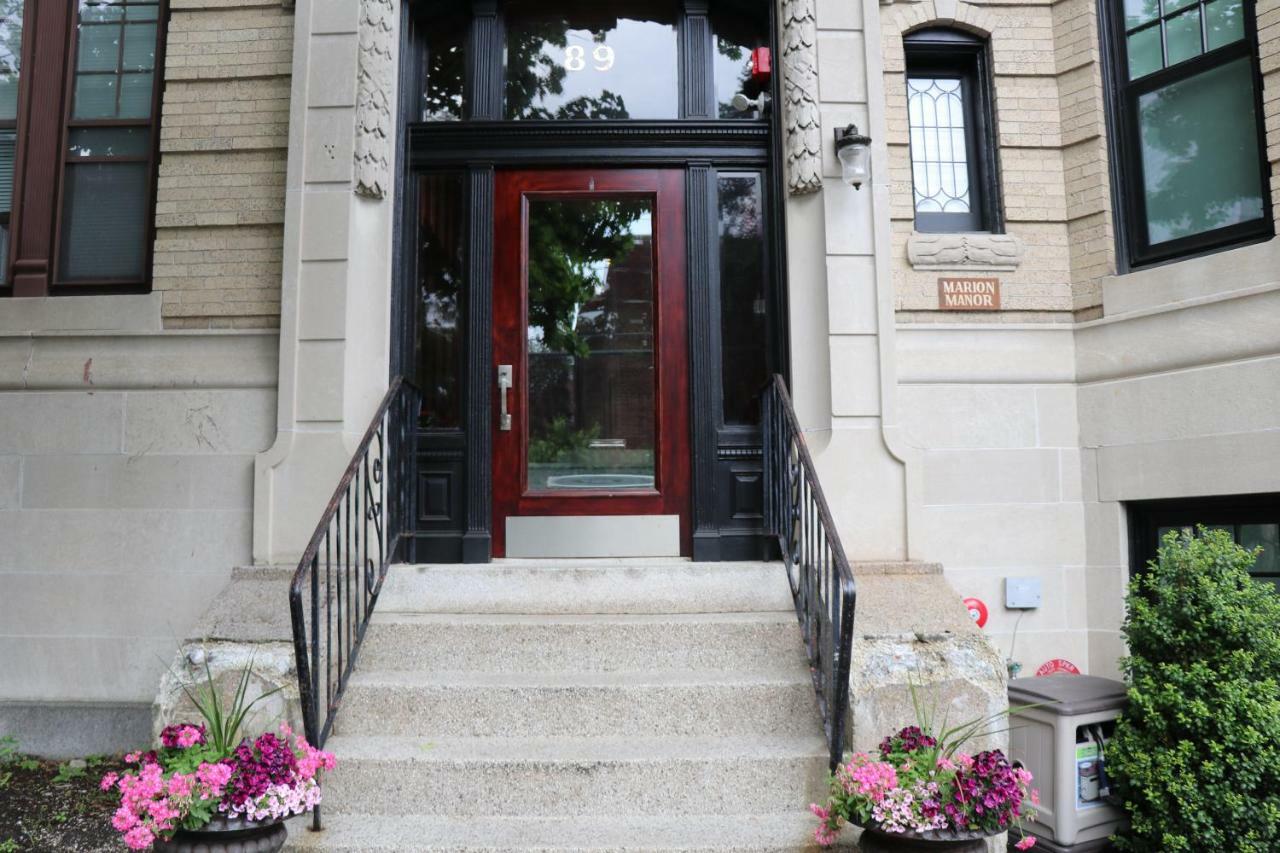 A Stylish Stay W/ A Queen Bed, Heated Floors.. #26 Brookline Ngoại thất bức ảnh